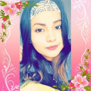 Meet your Posher, Karina